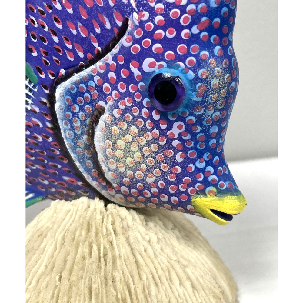 VTG Large Rainbow 3D Hand Carved Hand Painted Wood Fish Sculpture On Coral READ - Picture 9 of 14